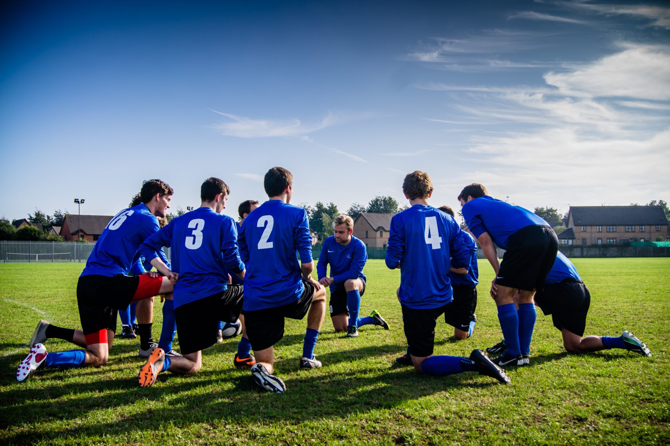 Entrenamiento táctico de fútbol grupal